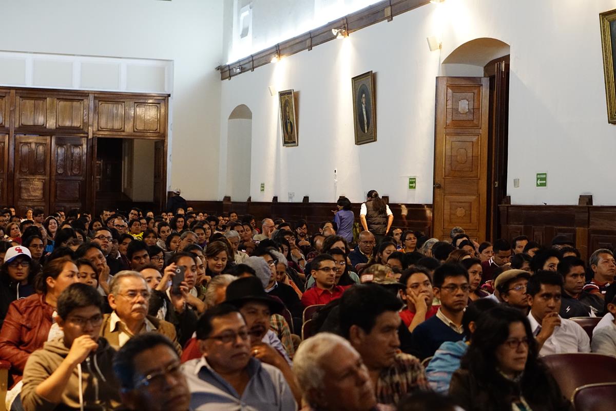 Enlarged view: Audience at a conference on ‘Mobilization and Political Participation by Indigenous Groups in Latin America: Between the Local and the National’ in Guatemala.